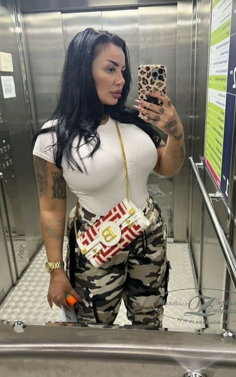 Kristina Karieva schöne pornographische fotos