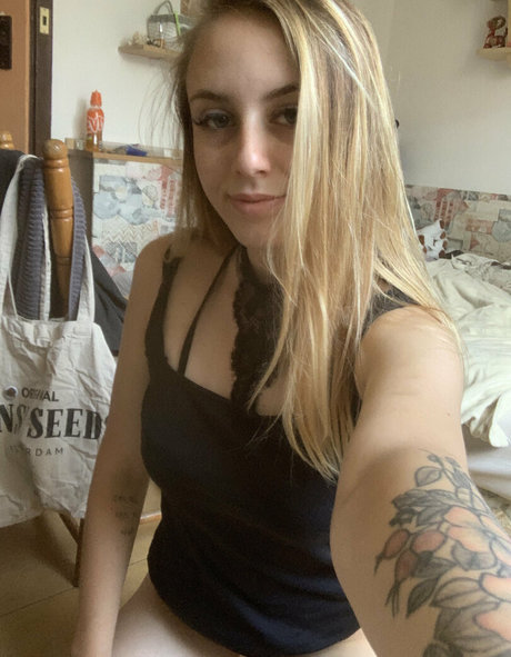 große titten kurvige onlyfans hübsche nacktheit bild