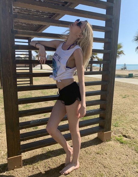 christine live model nacktheit bild