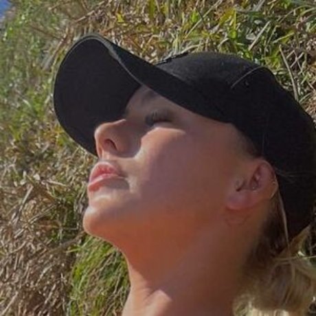 gracebbrewster sexy nacktheit galerie