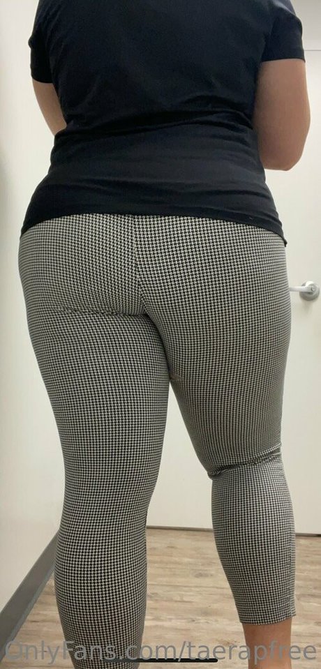 taerapfree pornostar exklusive foto