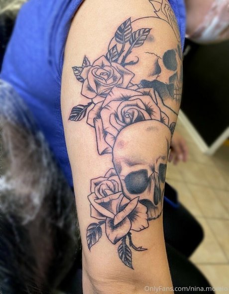 nina morelo model erwachsene galerien