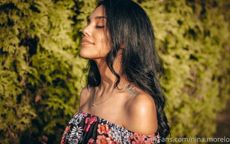 nina morelo top sex bild