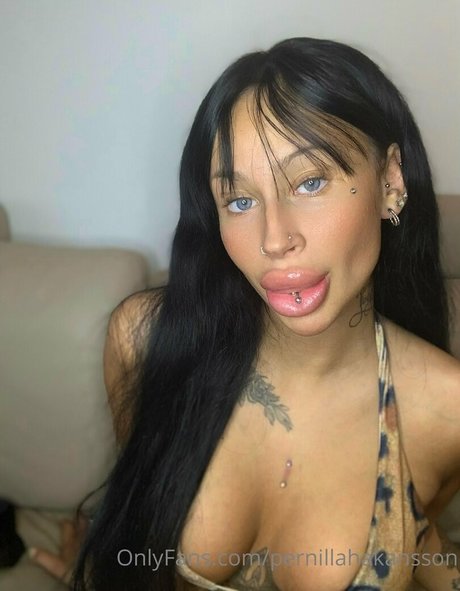 pernillahakansson nackt kostenlose foto