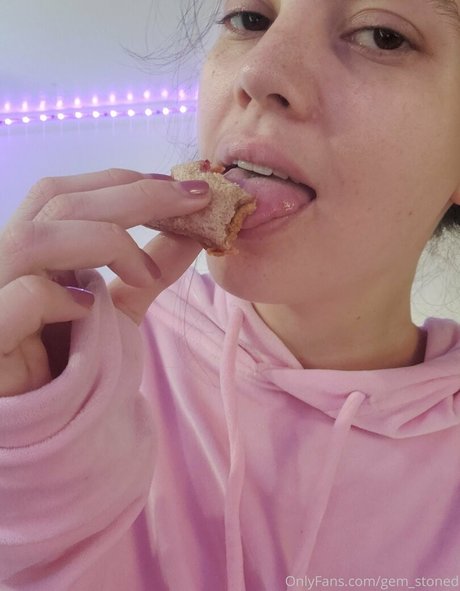 gem stoned porno galerie