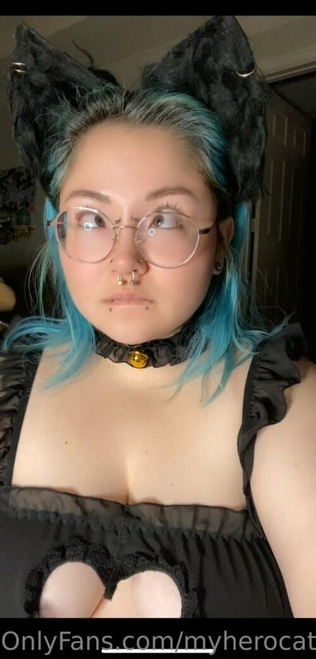 myherocatademiafree schöne pornostar bilder