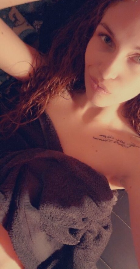 kansasgirl95free nackt hübsche bild