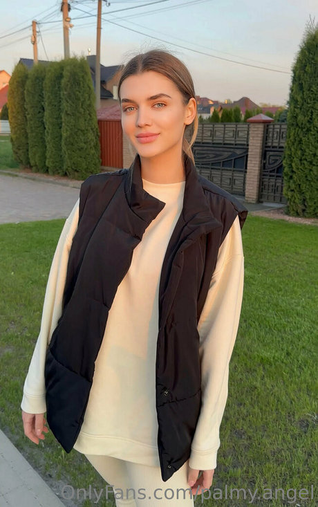 großer schwanz femboy onlyfans sexy bild