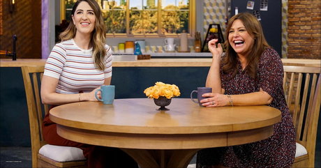 D Arcy Carden top perfekte foto