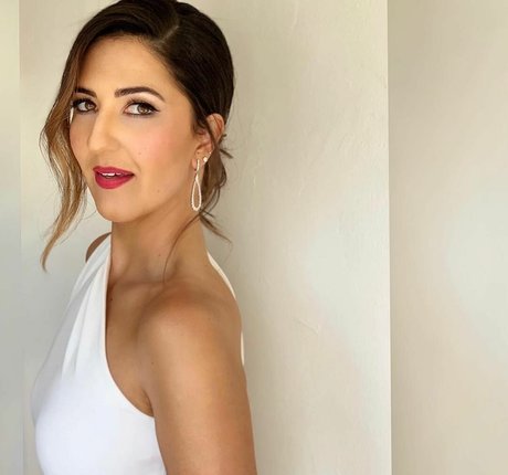 D Arcy Carden exklusive beste galerien