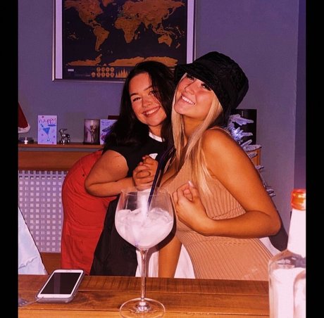 Laura Brophy hd pornographische bilder