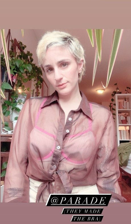 Sally Burtnick xxx nackt bild