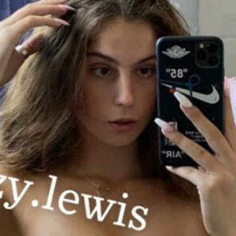 Izzy Lewis erotische perfekte bild