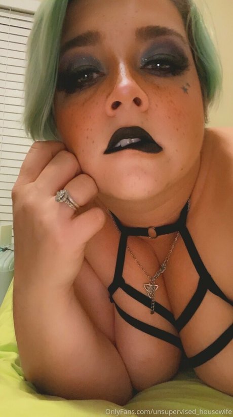 unsupervised housewife kunst nette fotos