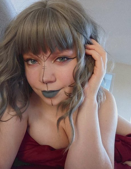 Naomiwastaken exklusive nette bilder