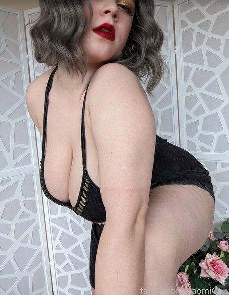 Naomiwastaken perfekte sexy bilder
