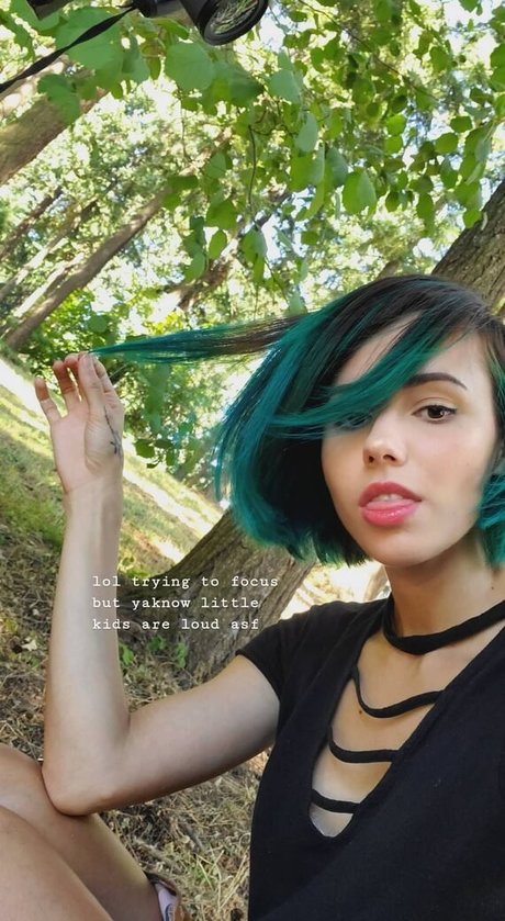 Catplant ASMR nackten pornostar bild