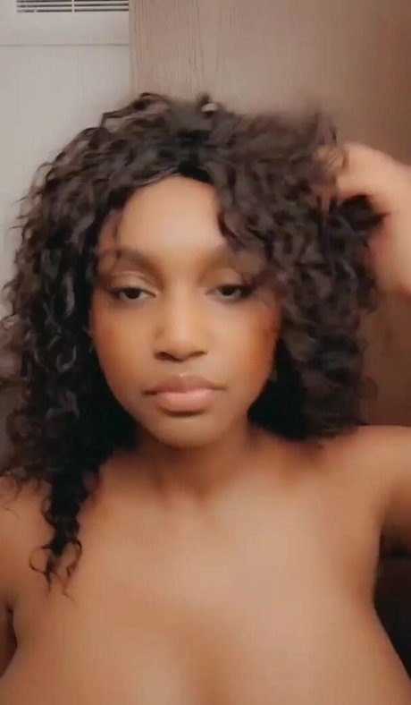 Riv Jones heiße porno foto