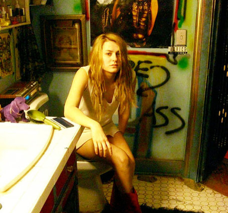 Scout Taylor Compton schöne sexy bilder