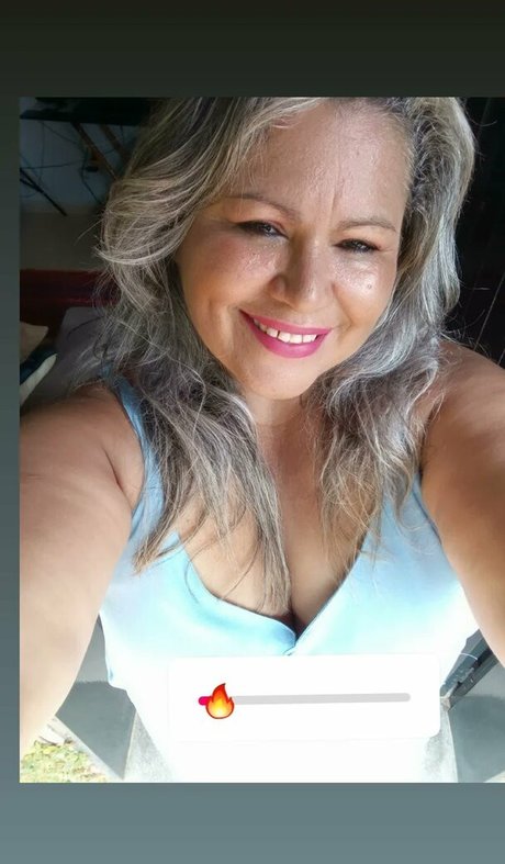 Elizabeth Delmondes hd pornostar bild