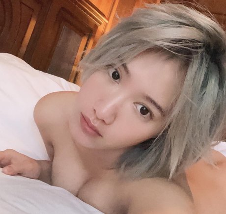 Lola Zeita hübsche erwachsene foto