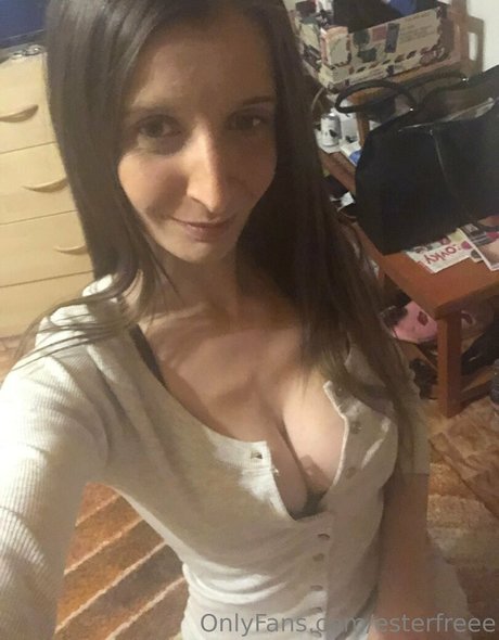 esterfreee nackt beste galerien