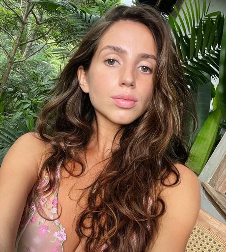 Iulia Girbu nacktheit nette bilder