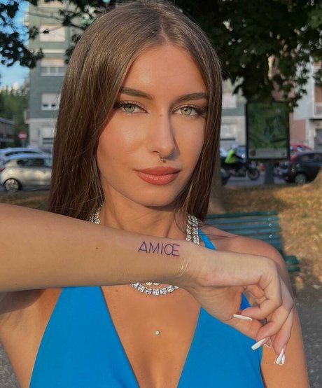 Elisa Esposito hübsche kostenlose bilder