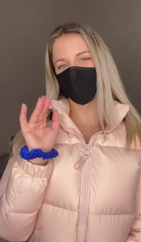 mollige kleine titten nur fans exklusive porno foto