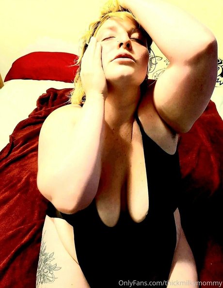 thickmilkymommy pornostar hd bild