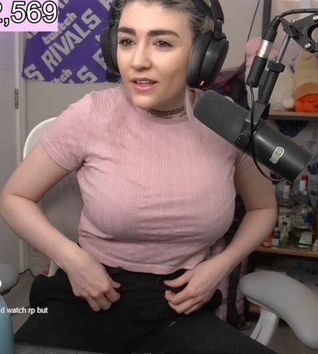 schwarze weibliche onlyfans kunst nackt bilder