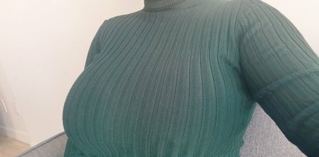 Emma Cassel erwachsene heiße bild