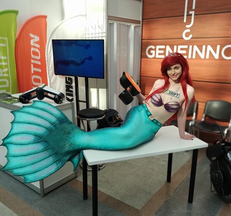 Oleviia cyber porno akt bilder