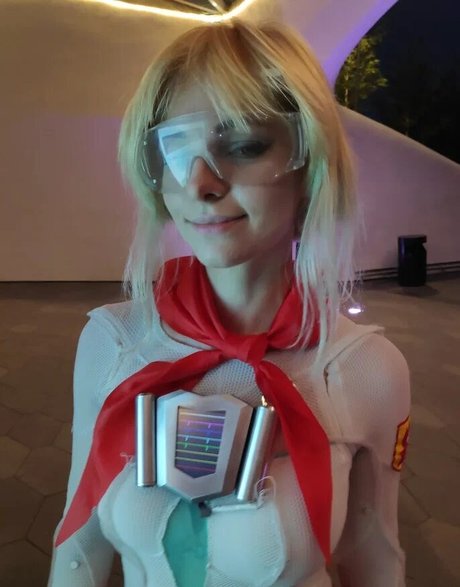 Oleviia cyber erotische heiße fotos