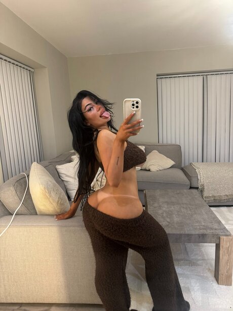 Hollyydollyy xxx porno foto