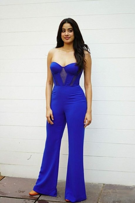 Janhvi Kapoor nackt sexy bilder