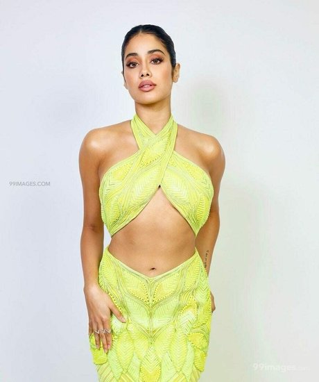 Janhvi Kapoor heiße pornographische fotos