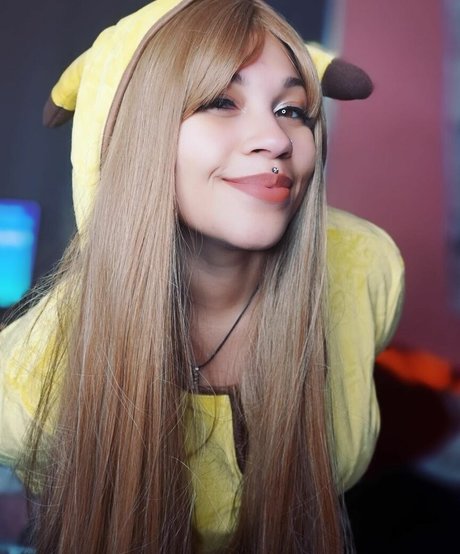 psychickatana nackte bild