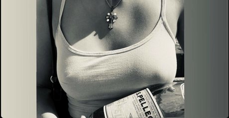 Ania Rybak model nackten bilder