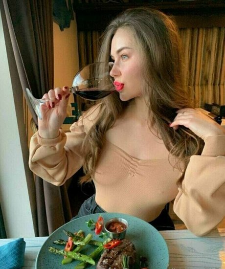 asiatischer dreier onlyfans top pornografische fotos