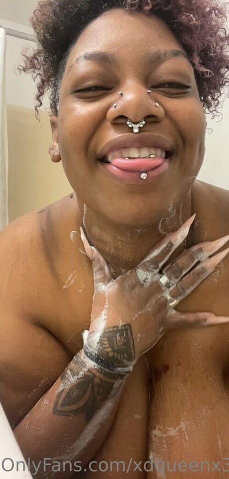 xdqueenx3 top erotische foto