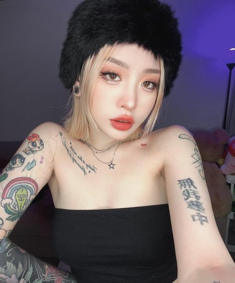 missmozzi nackt sex bild