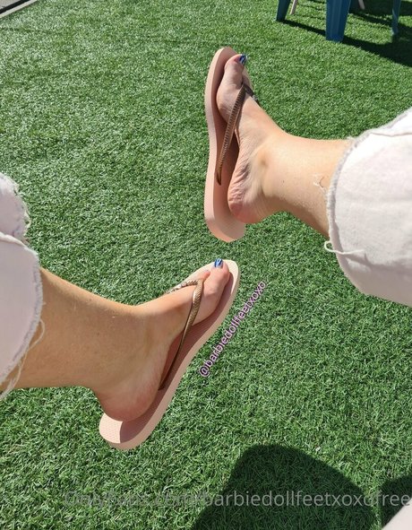 barbiedollfeetxoxofree freie kunst bilder