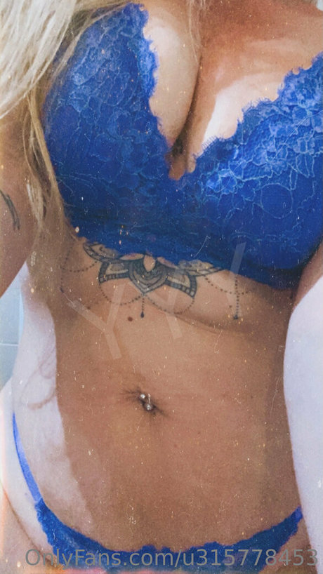 triple y xxx erotische fotos