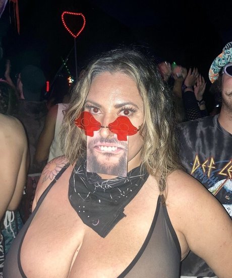 blonde kleine titten nur fans hd akt fotos