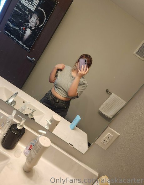 alaskacarter model nackten bild