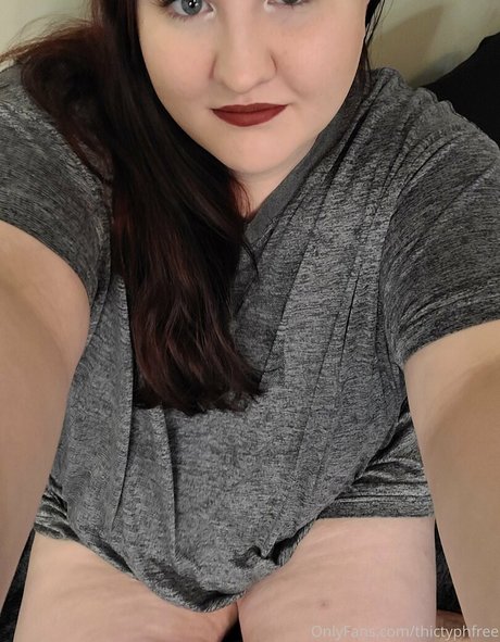 thictyphbbw xxx akt bilder