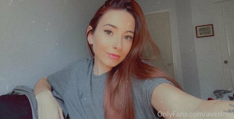 Avesfree model schöne bilder