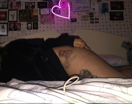 bbyjxney_ model kunst fotos