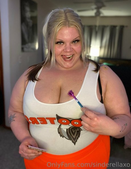 sinderellaxo model sexy archiv